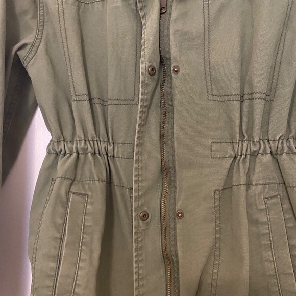 Old Navy Fall Utility Jacket - Picture 2 of 2
